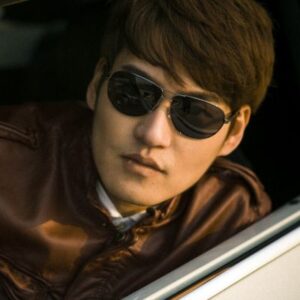 리웨이 李薇